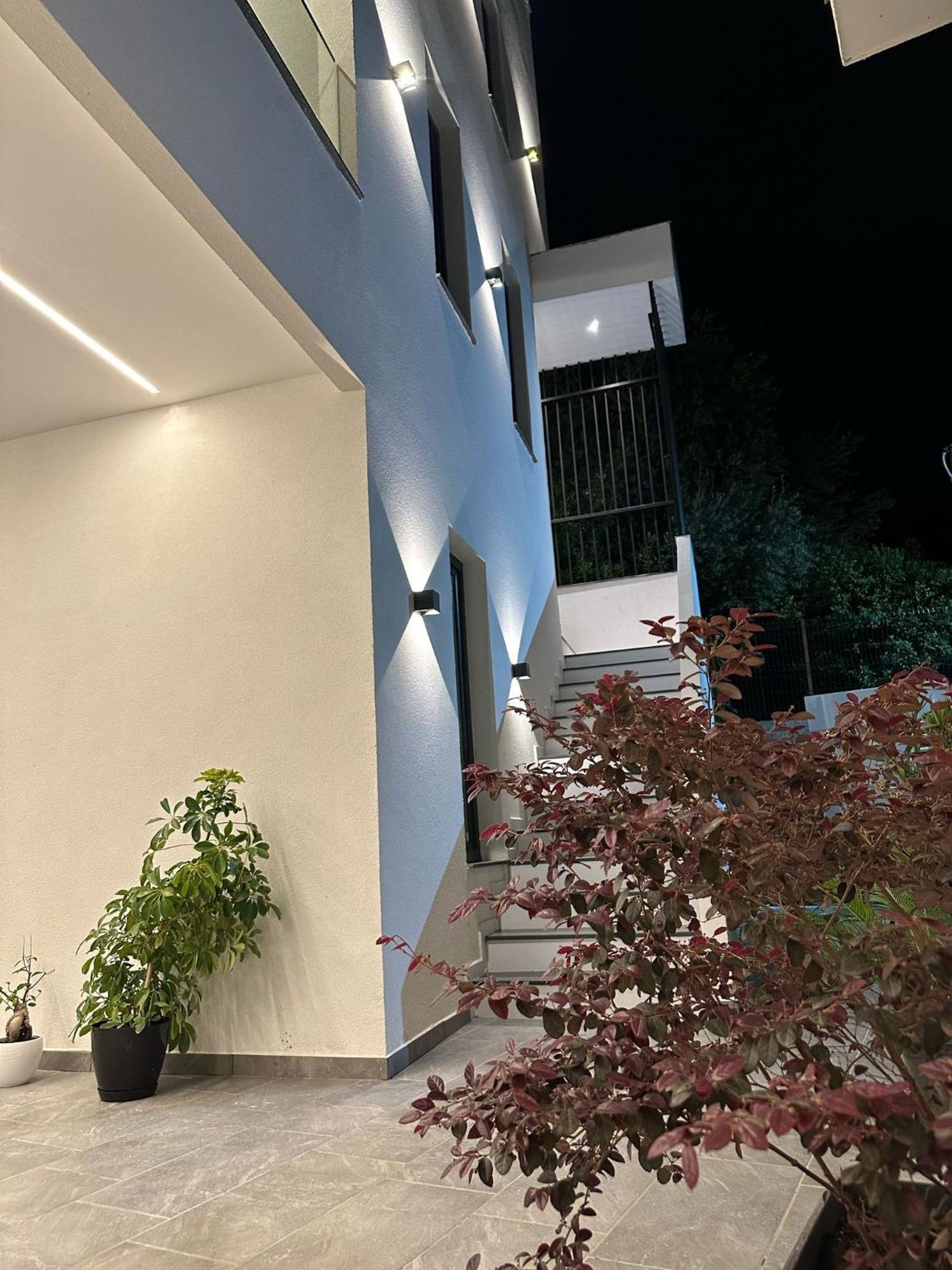 Calma Boutique Hotel Vlorë エクステリア 写真